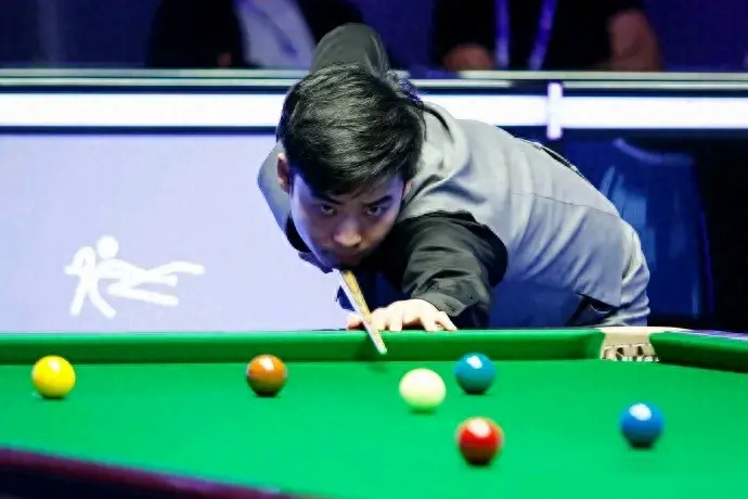 的对抗中 的对抗中