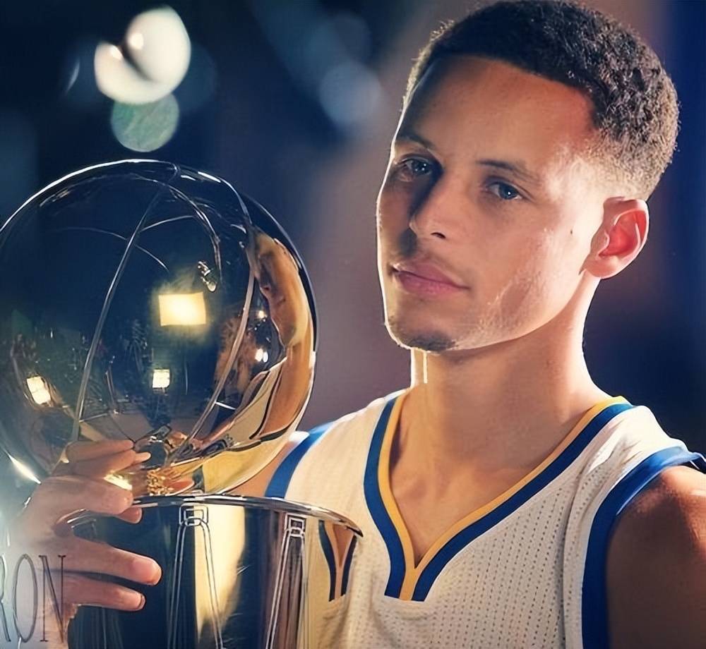 球拉开的高 球拉开的高