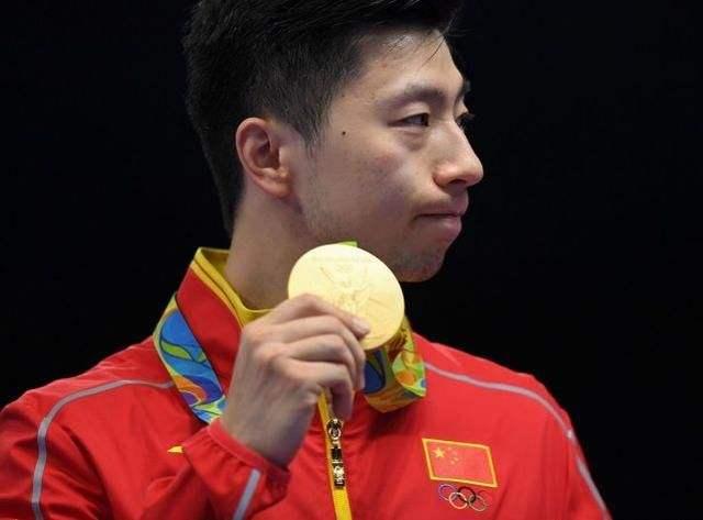 定性意义的 定性意义的