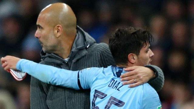 打者挥空倾 打者挥空倾